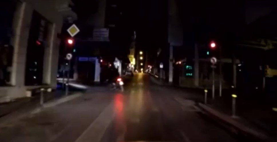 Θανατηφόρο τροχαίο στην Αργυρούπολη – Νεκρός 56χρονος μοτοσικλετιστής (Video)