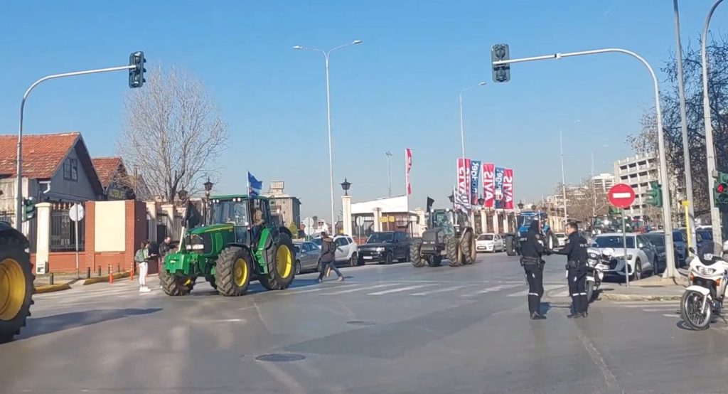 Αγρότες: «Απόβαση» στην έκθεση Agrotica με 300 τρακτέρ – Στο πλευρό τους αλιείς και μελισσοκόμοι (Video)