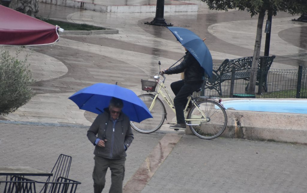 ΕΜΥ: Ισχυρές βροχές και καταιγίδες από βράδυ Κυριακής – Πού θα «χτυπήσει» η νέα κακοκαιρία