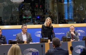 Έγκλημα Τέμπη: Σε Επιτροπή του Ευρωκοινοβουλίου ως κατεπείγουσα η αναφορά συγγενών των θυμάτων