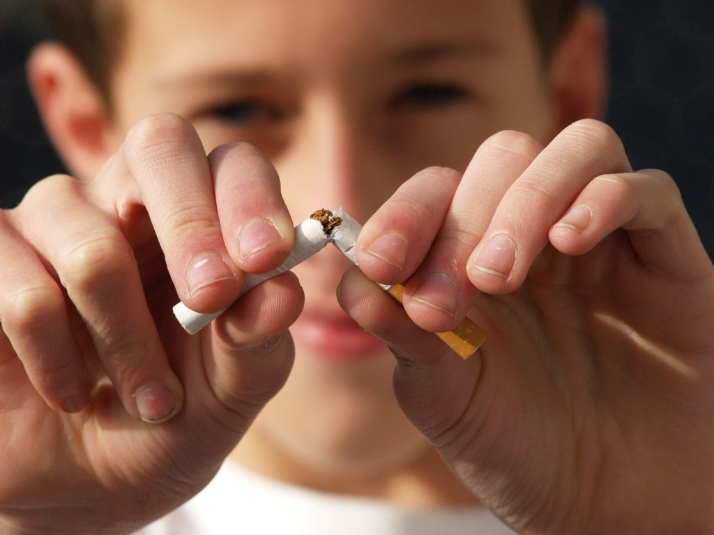 Καρκίνος: Η διακοπή του καπνίσματος μειώνει τον κίνδυνο σε οποιαδήποτε ηλικία