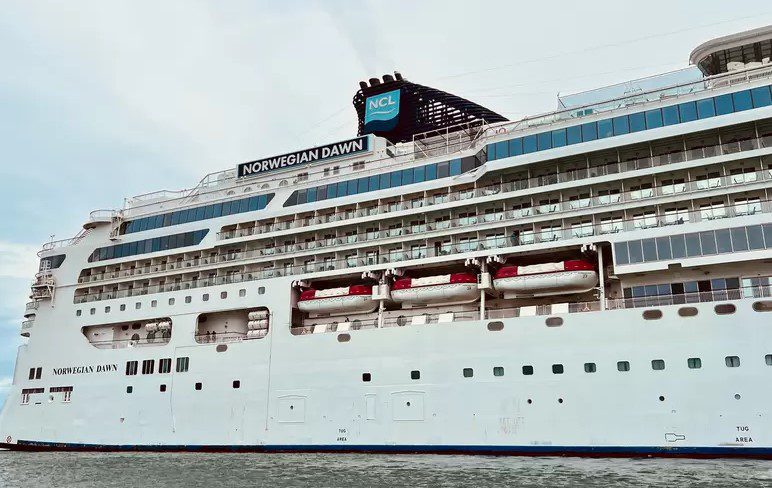 Μαυρίκιος: Σε καραντίνα 3.000 επιβάτες και πλήρωμα σε κρουαζιερόπλοιο – Φόβοι για ξέσπασμα χολέρας