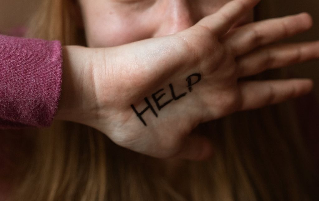 Ρέθυμνο: Πώς σταμάτησε ο εφιάλτης της 14χρονης – Τι αναφέρει ψυχολόγος του «Χαμόγελου»
