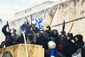 Η κυβέρνηση Μητσοτάκη τρέμει την κύρωση των μνημονίων για τη Βόρεια Μακεδονία