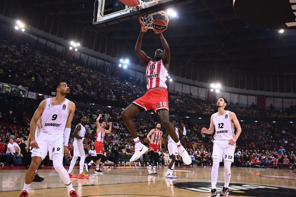 Ολυμπιακός-Βιλερμπάν 80-64: Επιστροφή στις νίκες, αλλά με άγχος