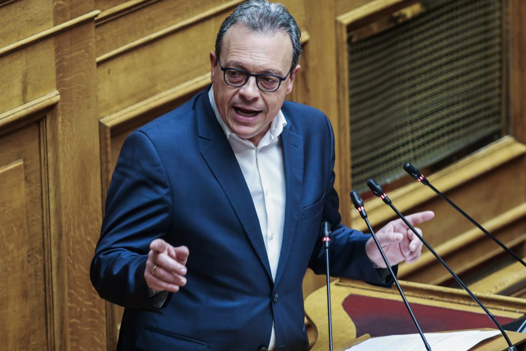 Φάμελλος: «Ο ΣΥΡΙΖΑ ειναι εδώ, όρθιος και δυνατός» (Video)