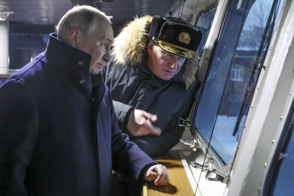 Ρωσία: Ο Πούτιν «ξήλωσε» τον ανώτατο διοικητή του Ναυτικού