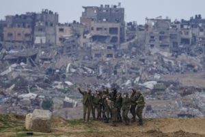 Λωρίδα της Γάζας: Ισραηλινά άρματα μάχης αναπτύχθηκαν νωρίς σήμερα στην ανατολική Τζαμπάλια