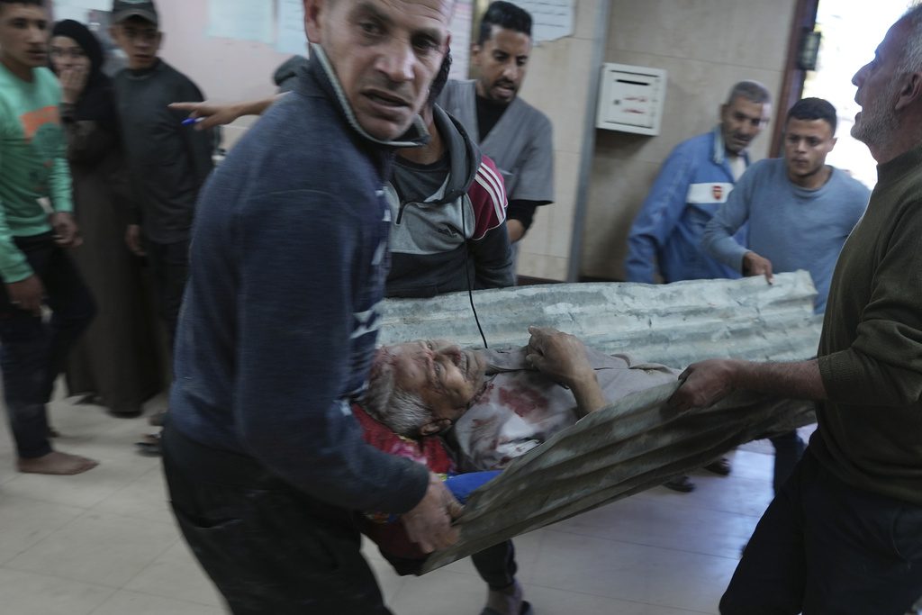 Γάζα: Το Ισραήλ πολιορκεί δύο ακόμη νοσοκομεία – Συλλήψεις γιατρών και ασθενών