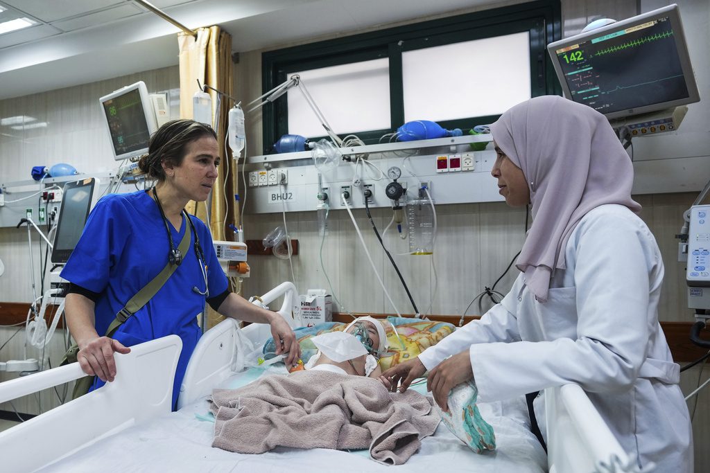 Προειδοποίηση ΠΟΥ: 9.000 ασθενείς πρέπει να μεταφερθούν για θεραπεία εκτός Γάζας