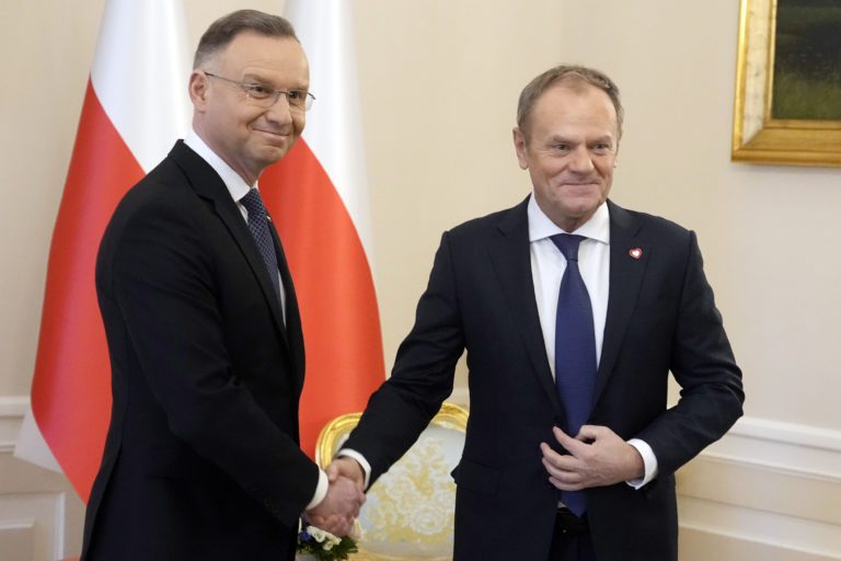 Πολωνία: Ο πρόεδρος Ντούντα συνεχίζει την κόντρα του με την κυβέρνηση – «Βέτο» σε νόμο υπέρ της αντισύλληψης