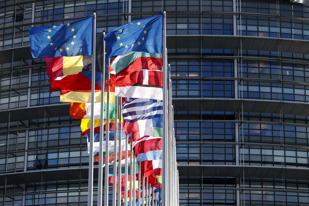 «Καμπανάκι» για «παρατυπίες και διαφθορά» στο Ταμείο Ανάκαμψης από τους Ευρωπαίους Ελεγκτές