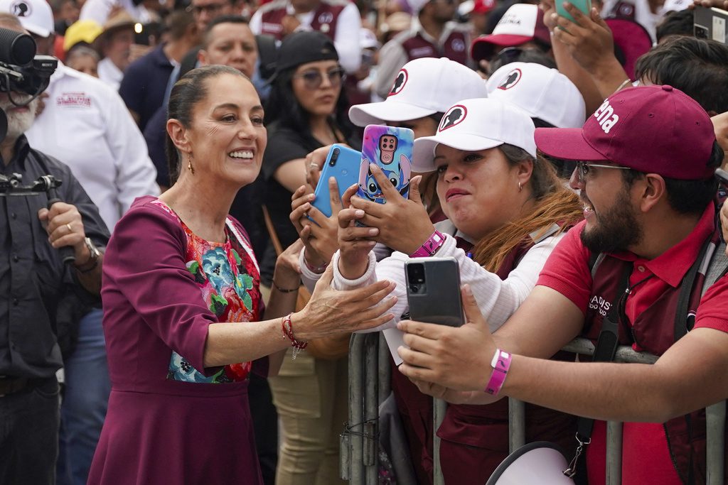 Μεξικό – προεδρικές εκλογές: Εντυπωσιακή έναρξη προεκλογικής καμπάνιας από την κεντροαριστερή υποψήφια Σέινμπαουμ