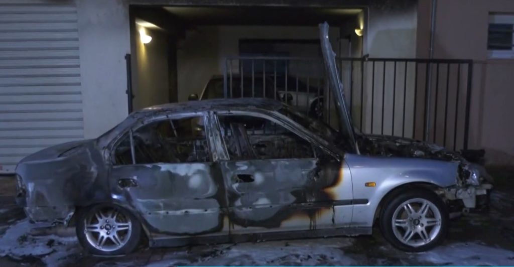 Θεσσαλονίκη: Αυτοκίνητο κάηκε ολοσχερώς στον Εύοσμο – Ακούστηκαν εκρήξεις (Video)