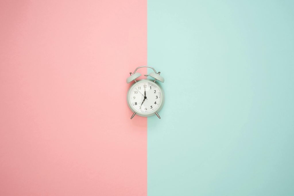 Πότε αλλάζει η ώρα – Χάνουμε ή κερδίζουμε μία ώρα ύπνου;