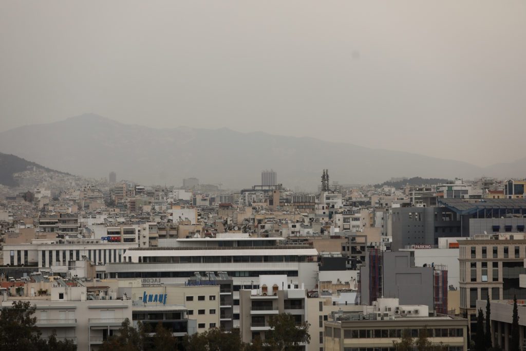 Καιρός: Από Μάρτη… καλοκαίρι με ζέστη και αφρικανική σκόνη – Στους 32 °C η θερμοκρασία στην Κρήτη