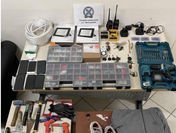 Χαλκιδική: Εξιχνιάστηκαν 20 διαρρήξεις- Αφαιρούσαν ηλεκτρικά εργαλεία από επαγγελματικά οχήματα