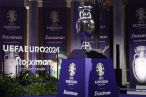Tα Highlights από την επίσκεψη του τροπαίου του UEFA Euro 2024™ στο Ζάππειο (Video)