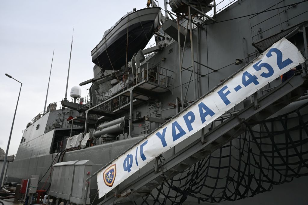 Εμπλοκή της φρεγάτας «Ύδρα» στον Κόλπο του Άντεν – Πυροβόλησε και κατέρριψε UAV