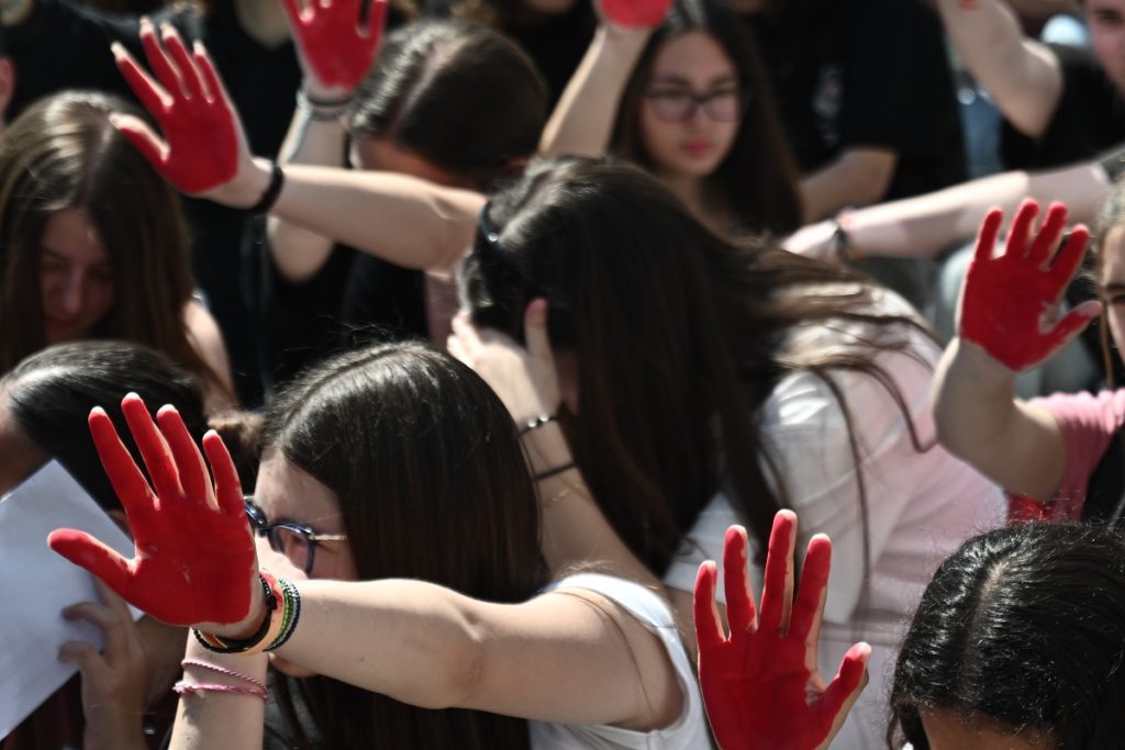 Ενδοοικογενειακή βία: Νέες οδηγίες ανακοίνωσε το Αρχηγείο της ΕΛ.ΑΣ.