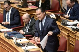 Βουλή: Απορρίφθηκε η ένσταση αντισυνταγματικότητας για το νέο «χτύπημα» Γεωργιάδη στο ΕΣΥ &#8211; «Σαν τον κλέφτη έφερες την τροπολογία»