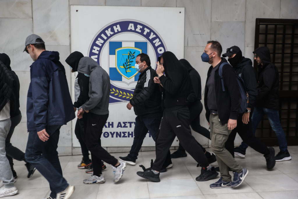 Δολοφονία Λυγγερίδη: Κλειδί ο «αρχηγός» που συνελήφθη στα Ιωάννινα – Στον Εισαγγελέα οι 67 συλληφθέντες
