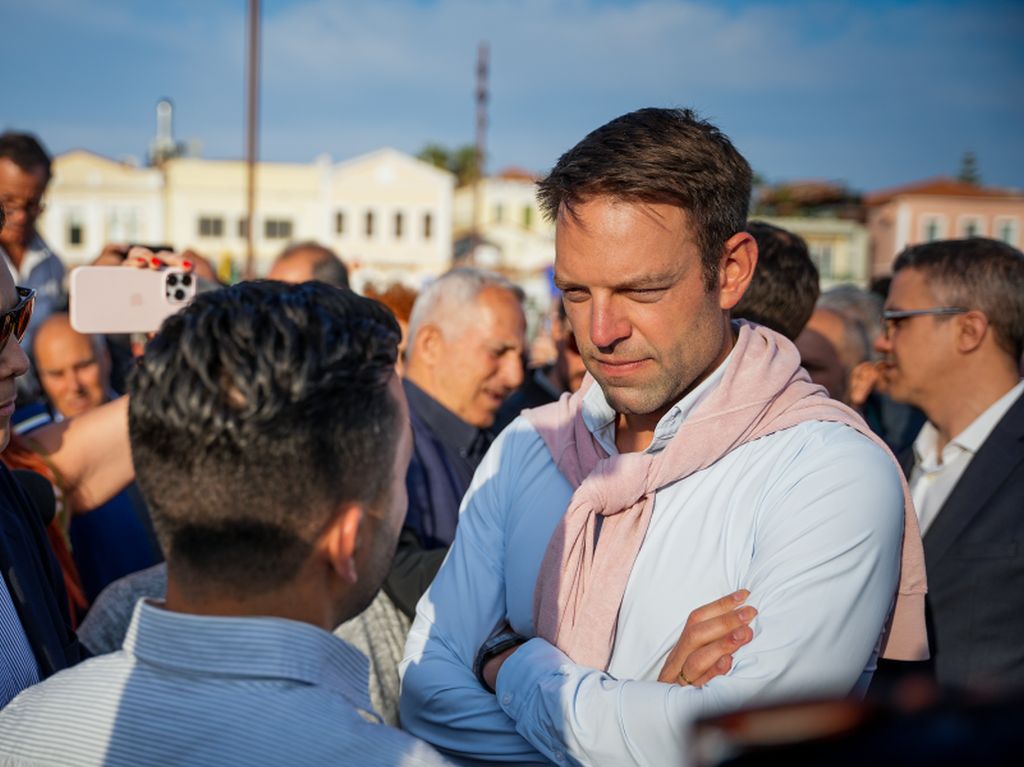 ΣΥΡΙΖΑ εναντίον όλων: Φουντώνει η πολιτική κόντρα – Πού εστιάζει ο Κασσελάκης