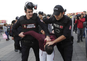 Τουρκία: Συλλήψεις Κούρδων δημοσιογράφων &#8211; Έρευνες σε κουρδικά τηλεοπτικά κανάλια στο Βέλγιο