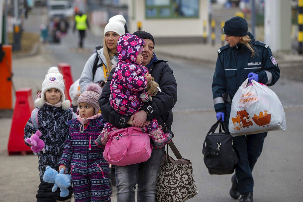 Φινλανδία: Κατηγορεί την Ρωσία ότι στέλνει μετανάστες στα σύνορα – Ζητά παρέμβαση της ΕΕ