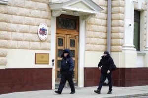 Ρωσία: Η Μόσχα απελαύνει δύο Λετονούς διπλωμάτες