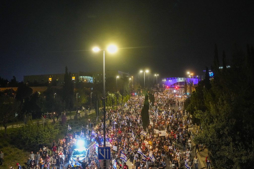 Ισραήλ: Συγγενείς ομήρων και χιλιάδες διαδηλωτές απαιτούν παραίτηση του Νετανιάχου