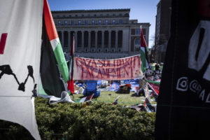 Aμερικανικά πανεπιστήμια: Κλιμακώνονται οι φιλοπαλαιστινιακές διαδηλώσεις &#8211; 200 συλλήψεις (Video)