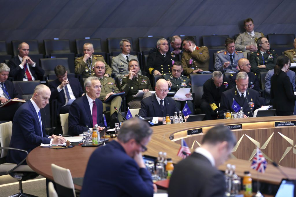 Στα άκρα οι σχέσεις Ρωσίας – ΝΑΤΟ – «Έχουν διολισθήσει στο επίπεδο της άμεσης αντιπαράθεσης»