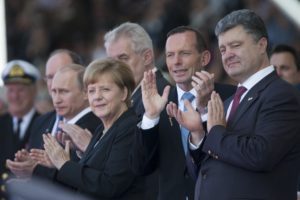 Οι Γάλλοι προσκαλούν τους Ρώσους στην Επέτειο της Νορμανδίας, όχι όμως και τον Πούτιν