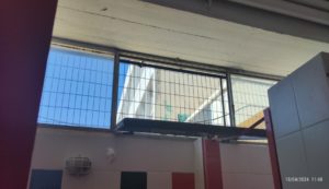 Αιγάλεω: Έπεσε παράθυρο σε σχολείο &#8211; Από τύχη δεν τραυματίστηκαν μαθητές