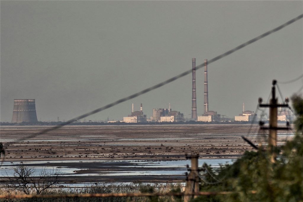 Η Μόσχα κατηγορεί την Ουκρανία για το χτύπημα στον πυρηνικό σταθμό Ζαπορίζια – Αντιδρά η IAEA