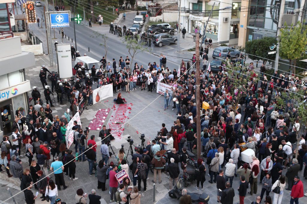 Άγιοι Ανάργυροι: Στον ανακριτή ο 39χρονος δράστης – Στις 12:00 η κηδεία της Κυριακής