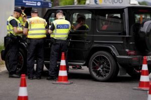 Γερμανία: Συνελήφθησαν δύο ύποπτοι για κατασκοπεία ως πράκτορες της Ρωσίας