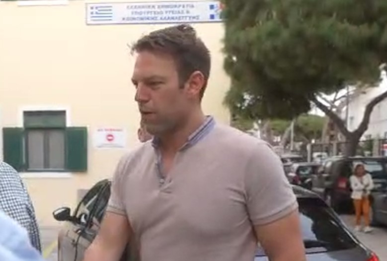 Κασσελάκης από Κω: Εμφανής σε όλη την Ελλάδα η κατάσταση με τα άδεια ασθενοφόρα (Videos)