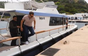 Κασσελάκης για ναυτική περιοδεία: «Αν δώσει παράσταση ο Λιγνάδης στην άγονη γραμμή, μπορεί να έρθει ο πρωθυπουργός…» (Video)