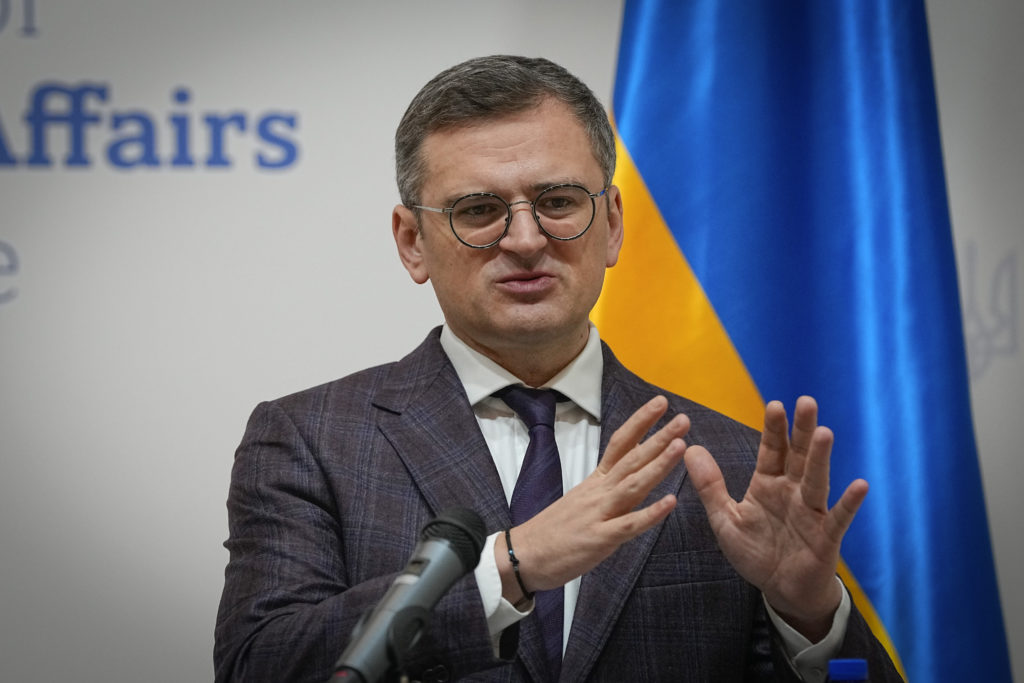 Ουκρανός ΥΠΕΞ: «Η εποχή της ειρήνης στην Ευρώπη έχει τελειώσει – Είμαστε έτοιμοι για τα πάντα»