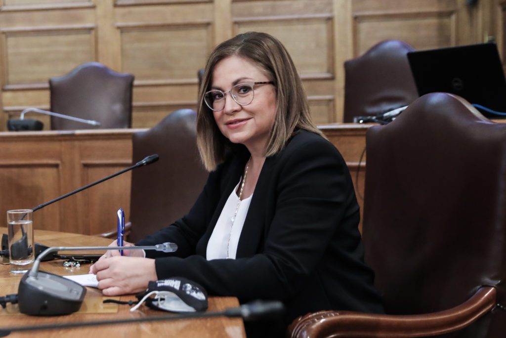 ΣΥΡΙΖΑ: «Ανοίγουν σιγά σιγά τα στόματα και εντός της ΝΔ» για το έγκλημα των Τεμπών (Video)