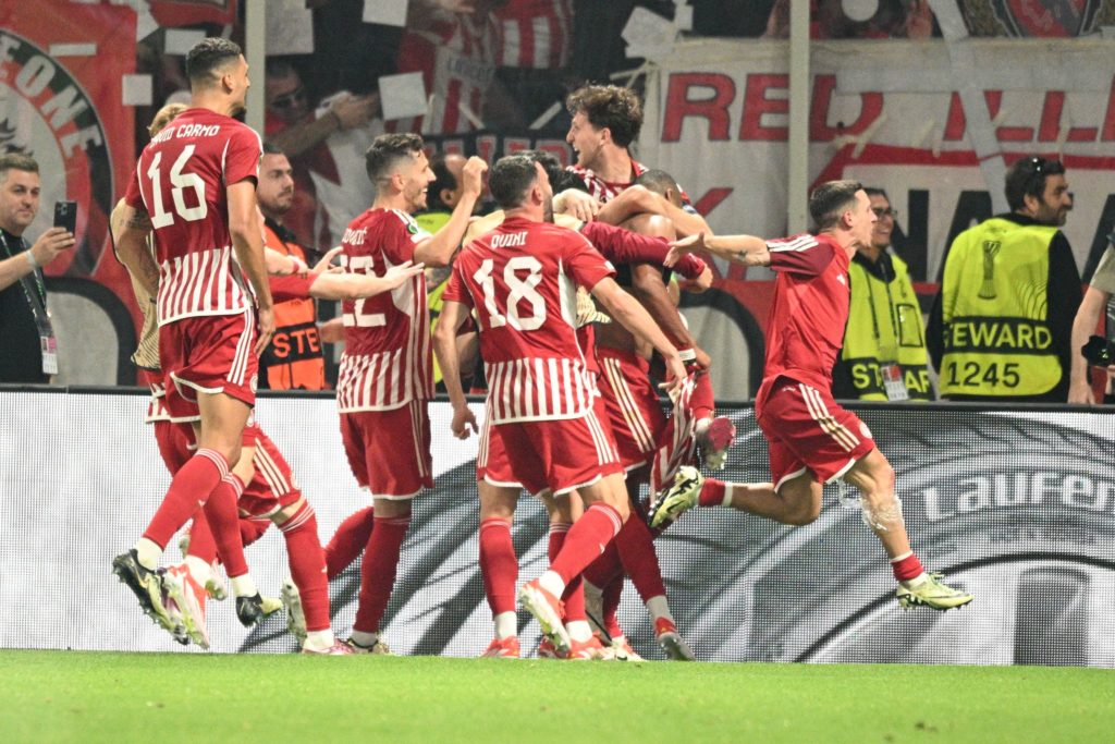 Ολυμπιακός – Φιορεντίνα 1-0: Η ιστορία γράφτηκε με κόκκινα γράμματα – Σήκωσε το πρώτο ευρωπαϊκό