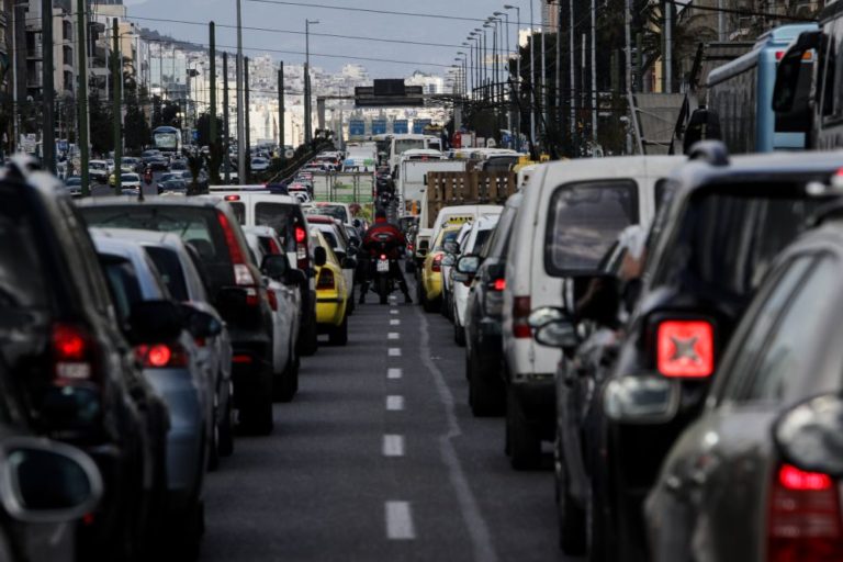 Το «μάτι» της εφορίας στους δρόμους με… scanner για παράνομους οδηγούς – Για πρόστιμα 10.000 έως και 30.000 ευρώ