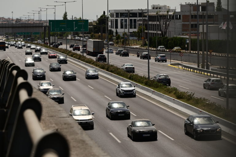 Κανονική τώρα η κίνηση των αυτοκινήτων στις Εθνικές Οδούς