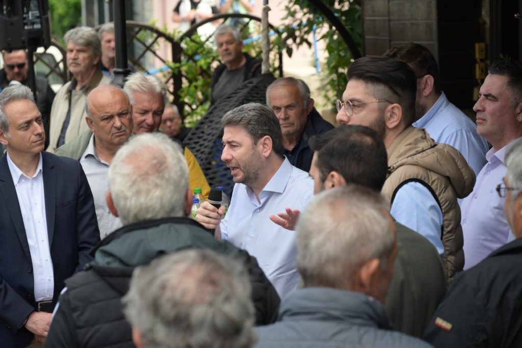 ΠΑΣΟΚ: Αντιπολίτευση Ανδρουλάκη μέσω… επιστολών – Αναλαμβάνει πρωτοβουλία με αποδέκτη τον Μητσοτάκη