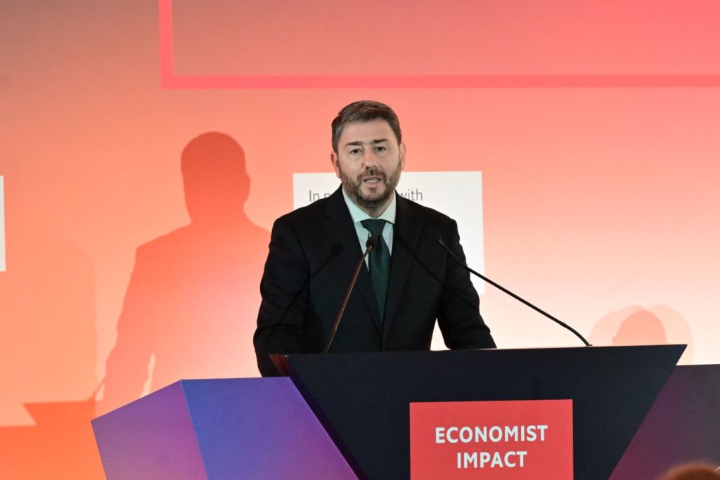 Ανδρουλάκης: «Το δήθεν οικονομικό θαύμα βασίζεται σε σαθρά θεμέλια»