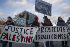 Η Νότια Αφρική ξανά στο Διεθνές Δικαστήριο για το Παλαιστινιακό: «Εκπεφρασμένος στόχος του Ισραήλ να σβήσει τη Γάζα από το χάρτη»