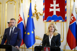 Σλοβακία: Να ανασταλούν οι κομματικές εκστρατείες για τις ευρωεκλογές ζητάει ο νεοεκλεγείς πρόεδρος Πελεγκρίνι