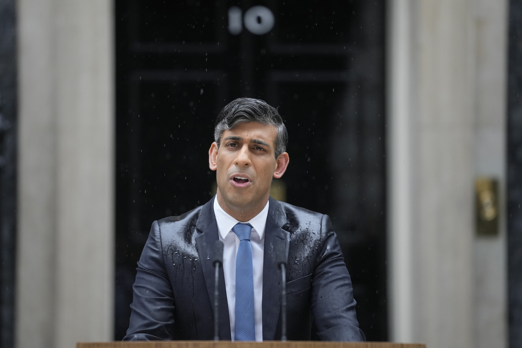 Σούνακ: Ο βρεγμένος τη βροχή των σκανδάλων φοβάται… – Προσφεύγει σε πρόωρες κάλπες και ποντάρει στην εθνική Αγγλίας